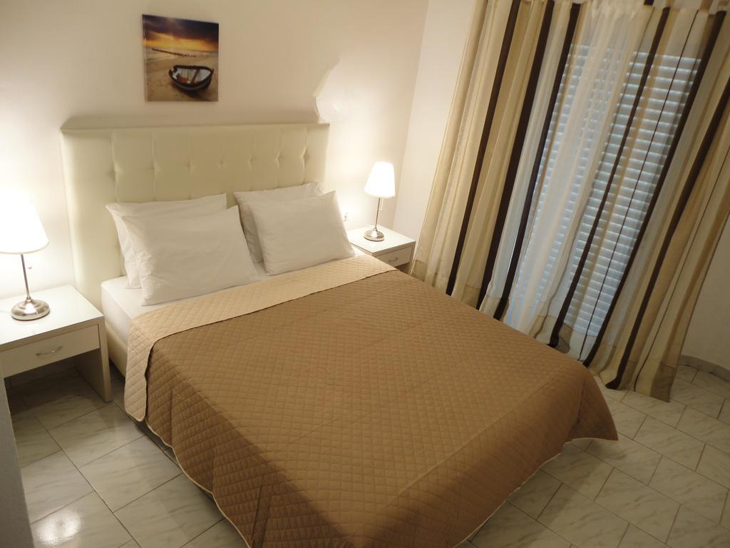 Mirto Beach Hotel & Restaurant Паралия-Враху Экстерьер фото
