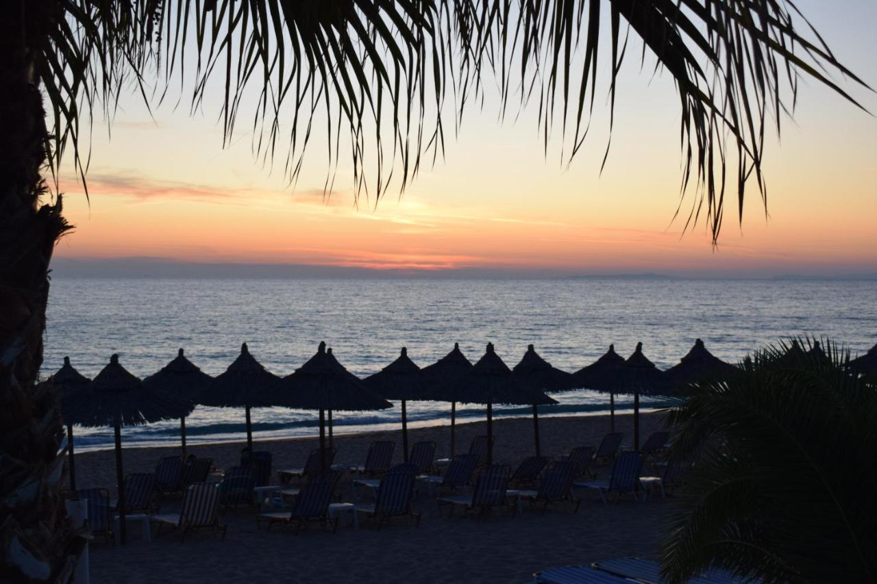 Mirto Beach Hotel & Restaurant Паралия-Враху Экстерьер фото